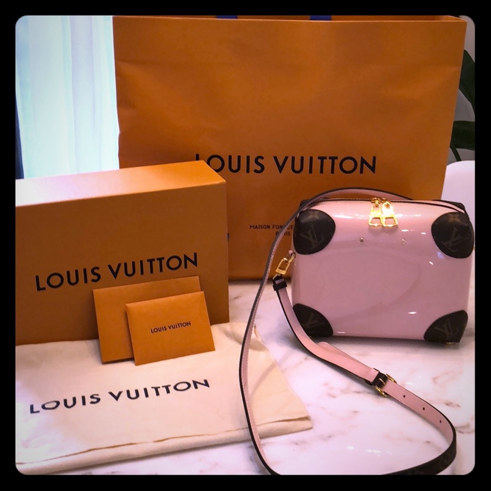 Louis Vuitton Venice Crossbody: Patent leather
